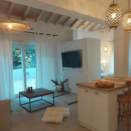 Maya Apartments, Modern And Convenient Apartments With Private Parking Skiathos Exteriér fotografie
