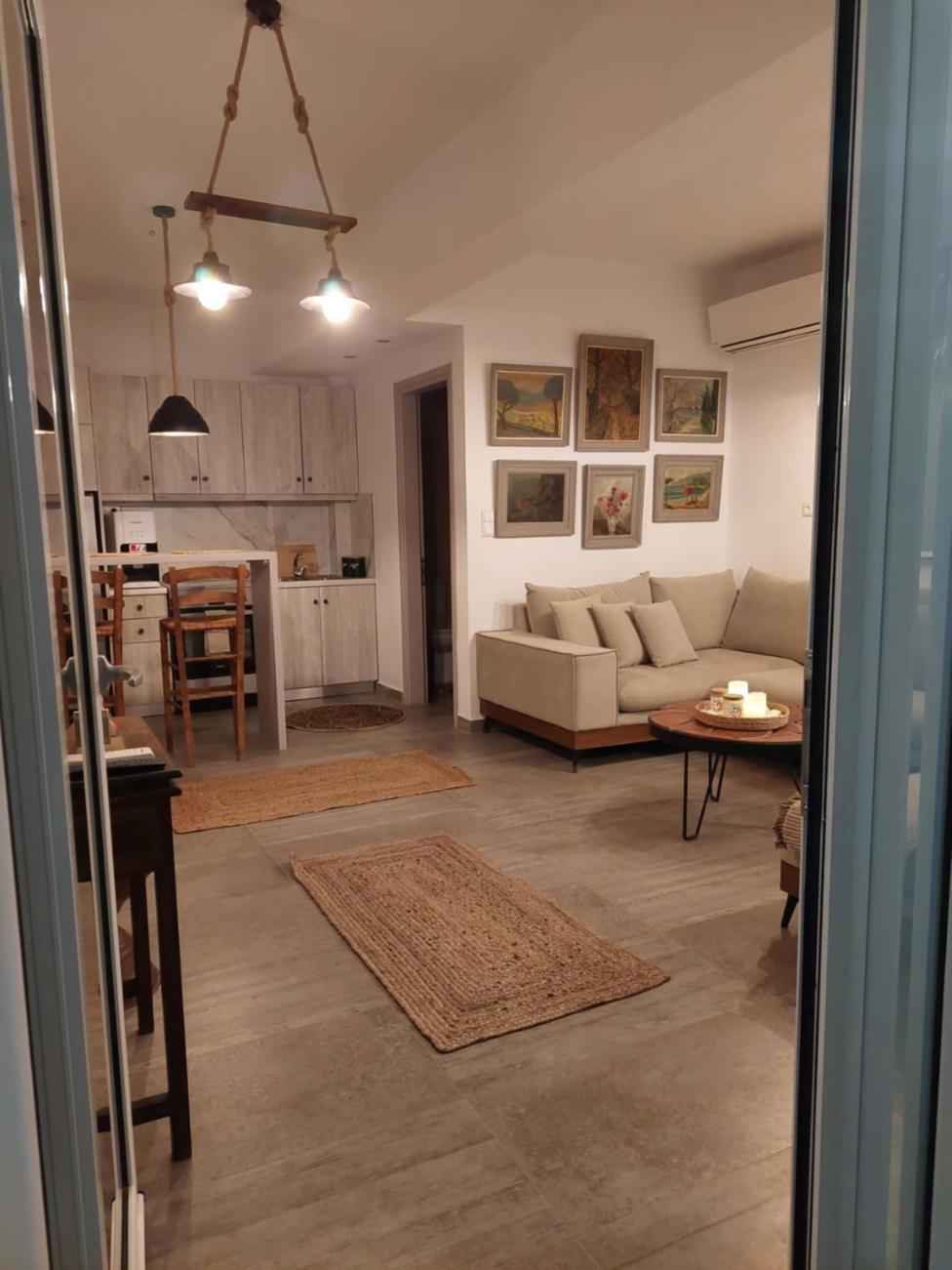 Maya Apartments, Modern And Convenient With Private Parking Skiathos Town