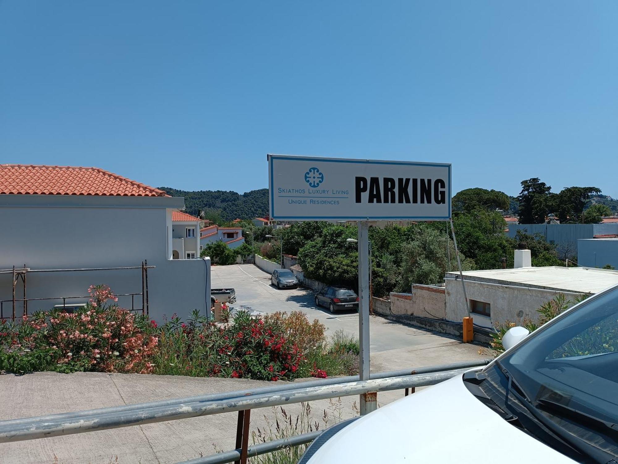 Διαμέρισμα Maya Apartments, Modern And Convenient With Private Parking