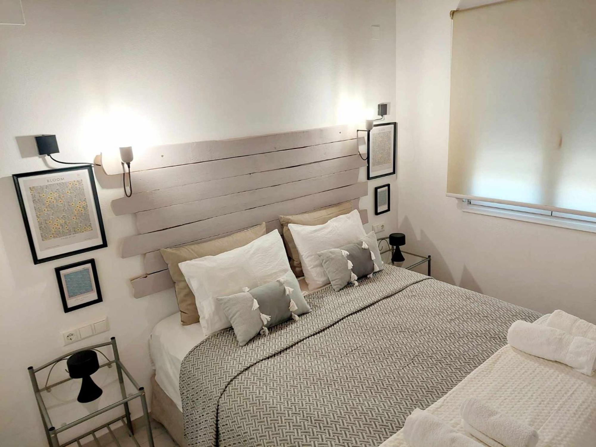 Maya Apartments, Modern And Convenient With Private Parking Apartmán *