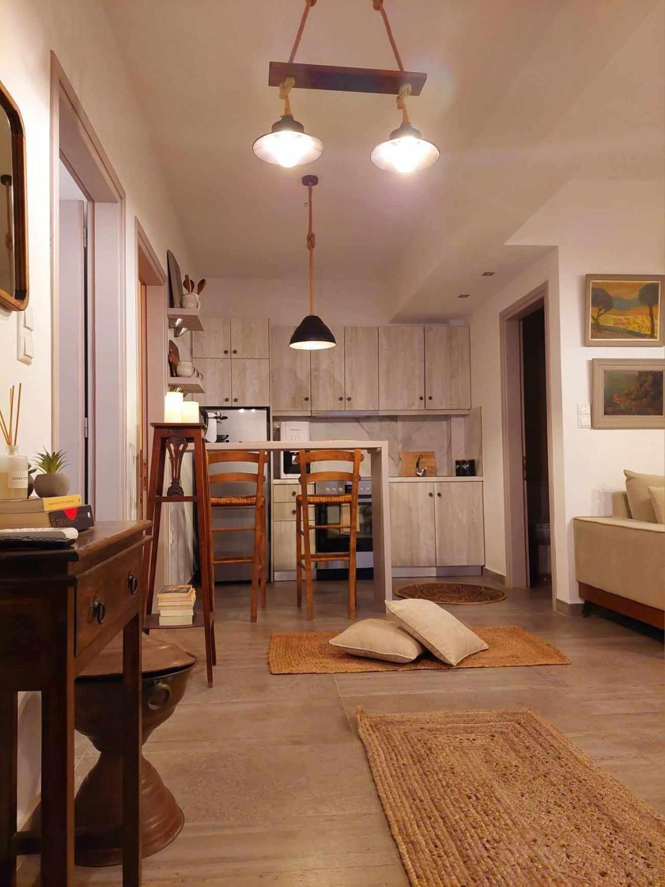 Maya Apartments, Modern And Convenient With Private Parking * Skiathos