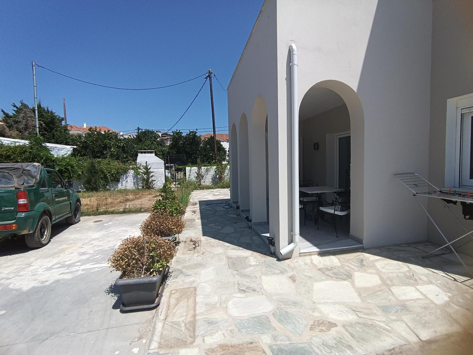 Apartmán Maya Apartments, Modern And Convenient With Private Parking *